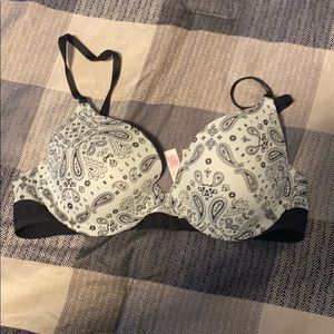 Vs Pink bra